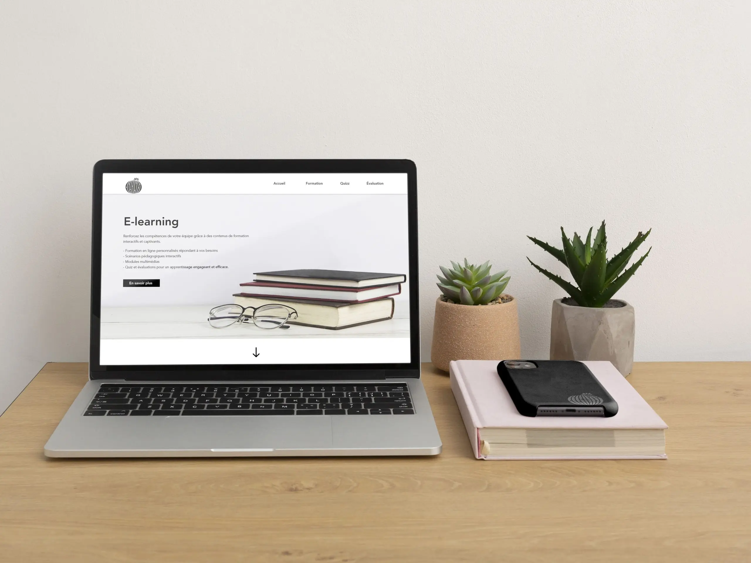 Visuel de la prestation de création et mise en scène de e-learning sur mesure - OROYA